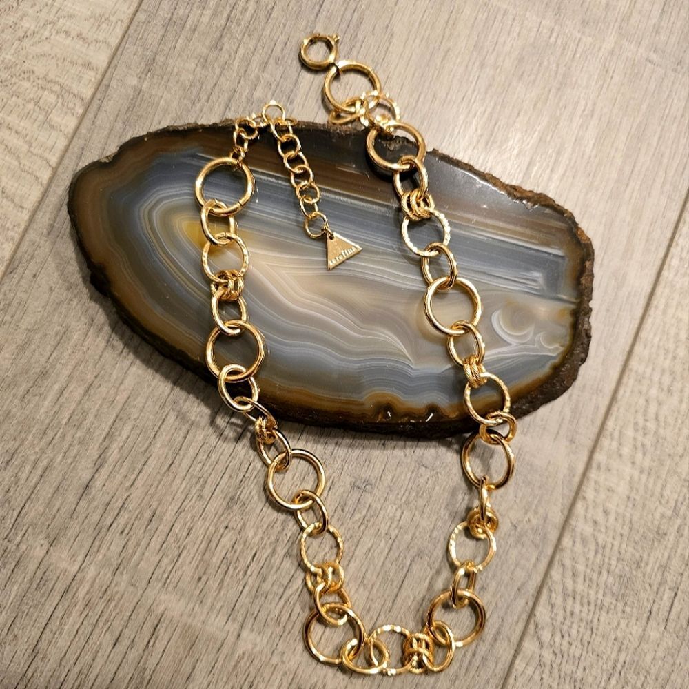 Serefina Hollis gold metal chain necklace